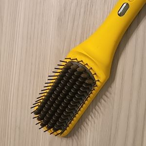 DryBar heated brush